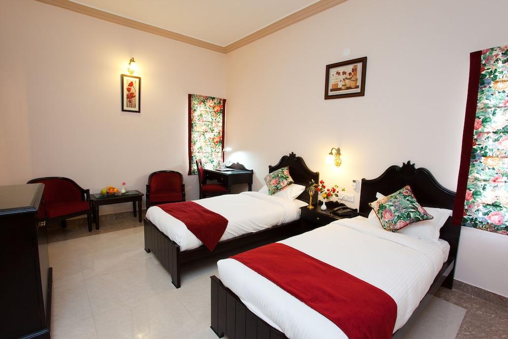 Araliayas Resort & Spa Udaipur Luaran gambar