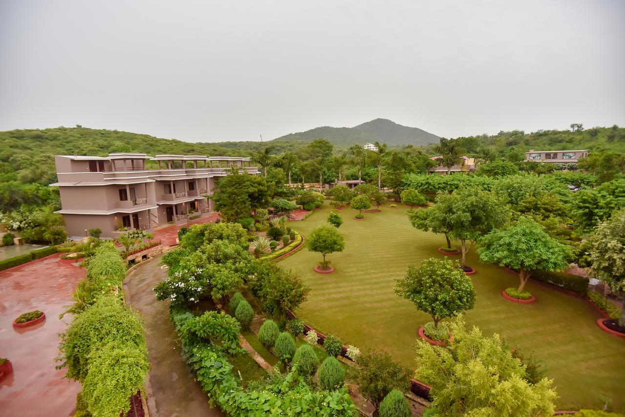 Araliayas Resort & Spa Udaipur Luaran gambar