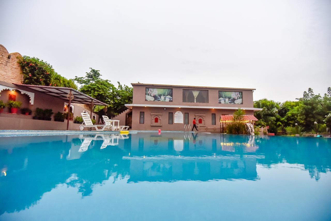 Araliayas Resort & Spa Udaipur Luaran gambar