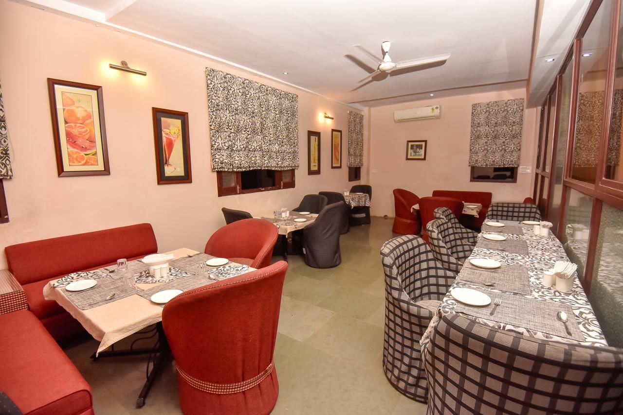 Araliayas Resort & Spa Udaipur Luaran gambar
