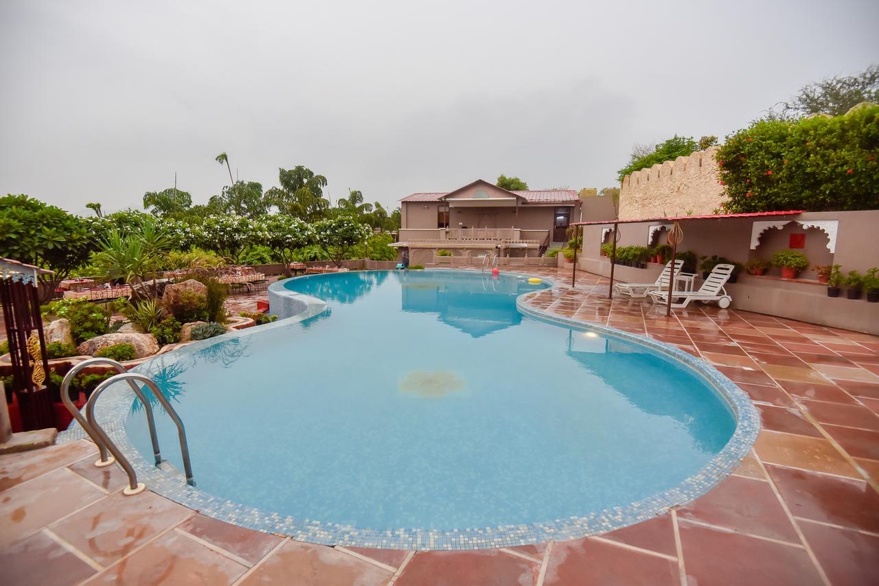 Araliayas Resort & Spa Udaipur Luaran gambar