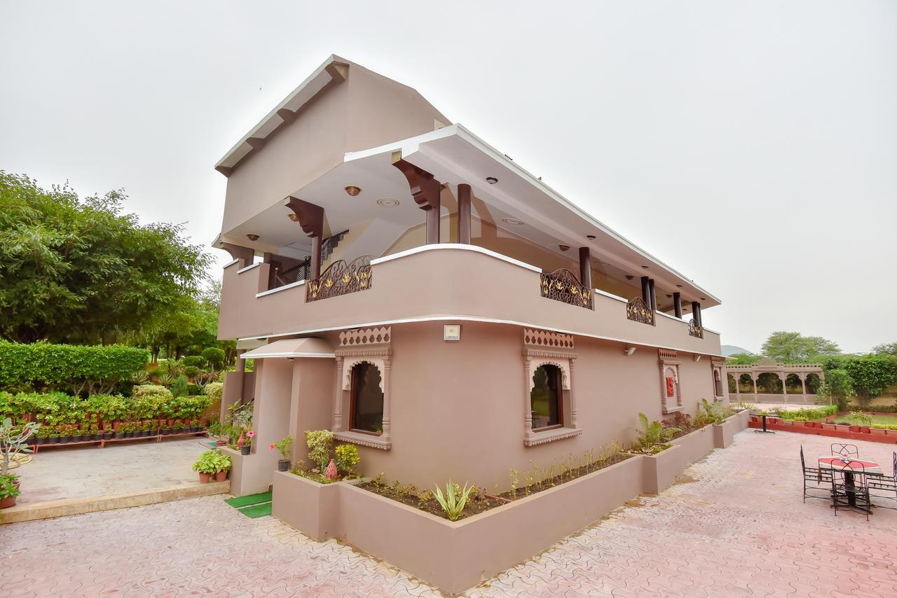 Araliayas Resort & Spa Udaipur Luaran gambar