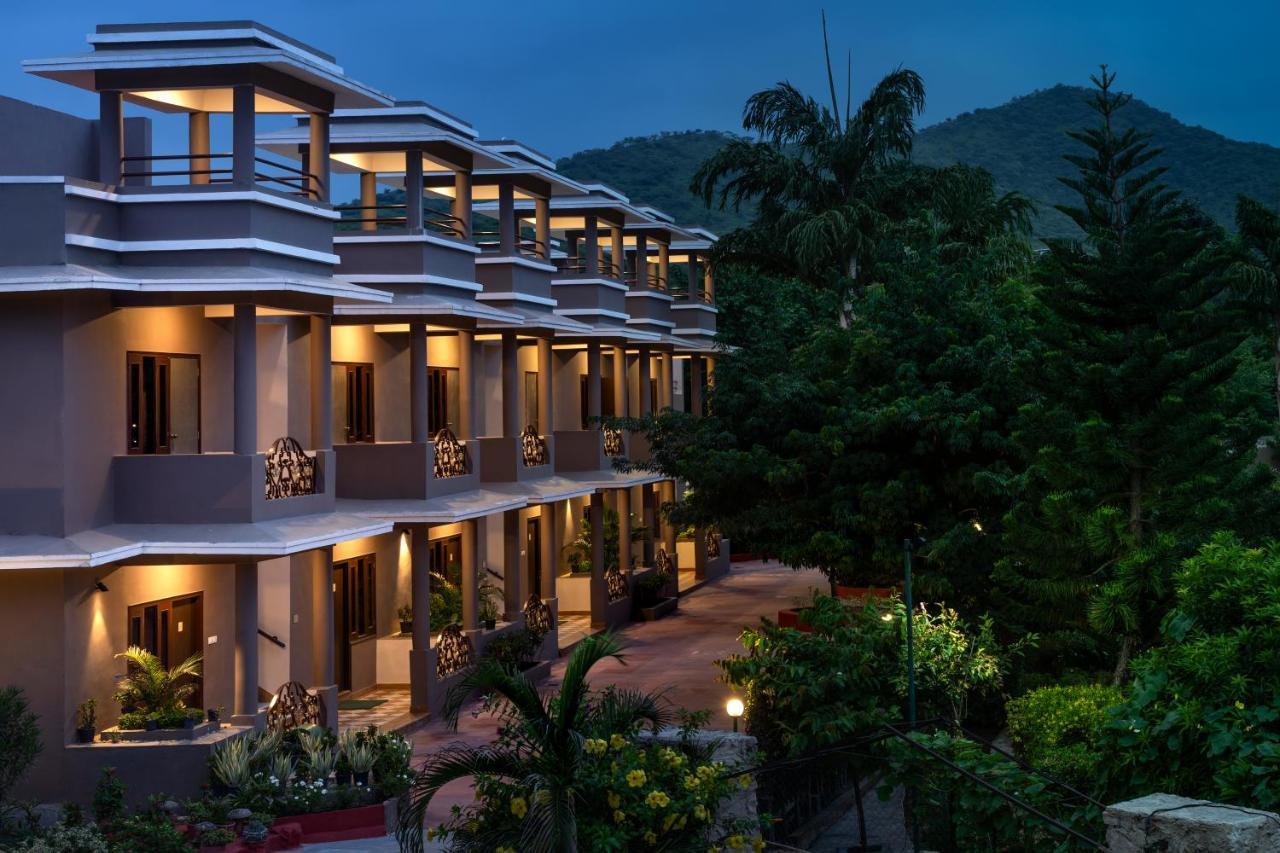 Araliayas Resort & Spa Udaipur Luaran gambar