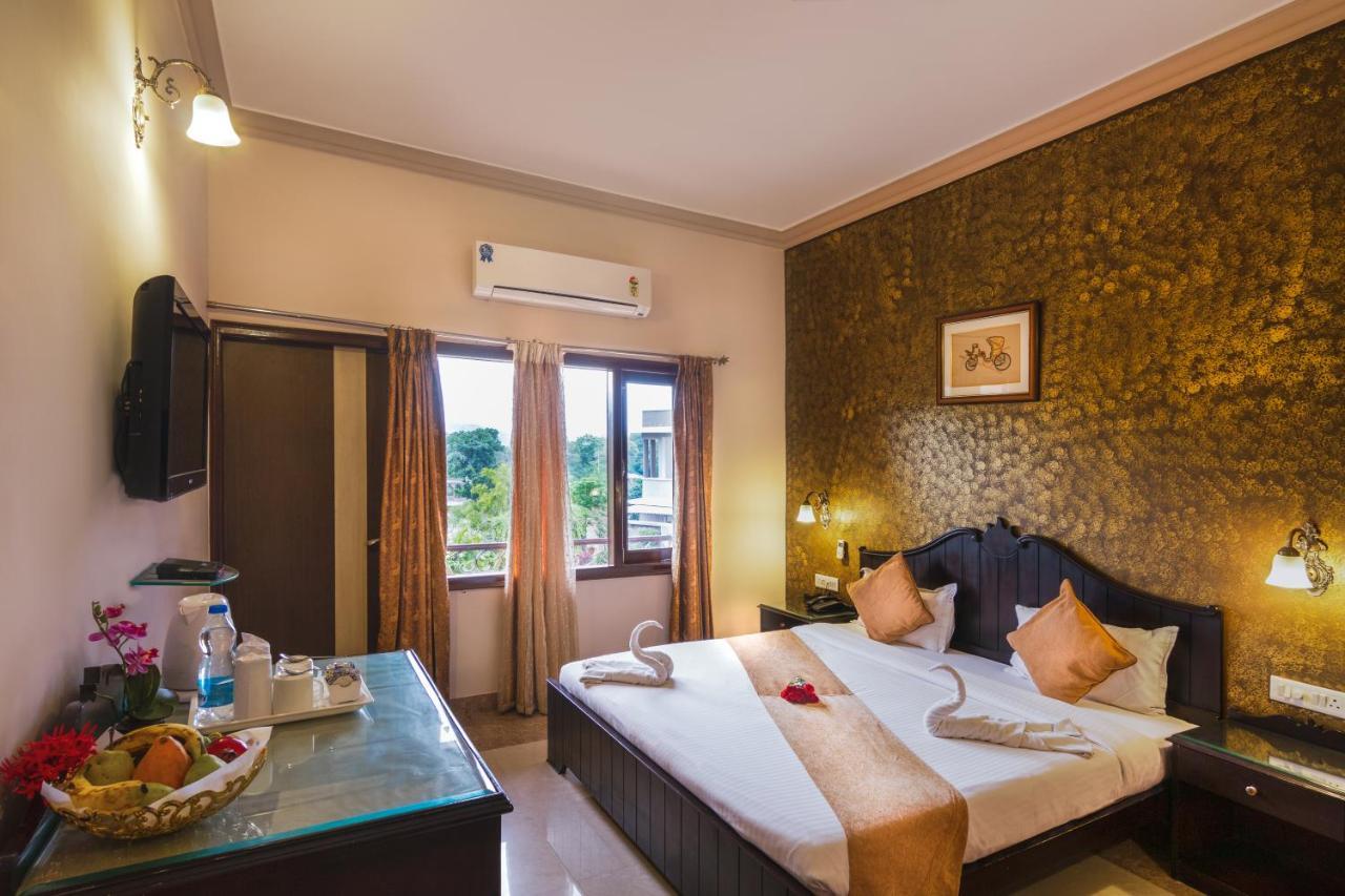 Araliayas Resort & Spa Udaipur Luaran gambar